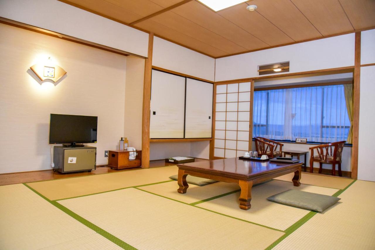 Aso Hotel Exterior photo