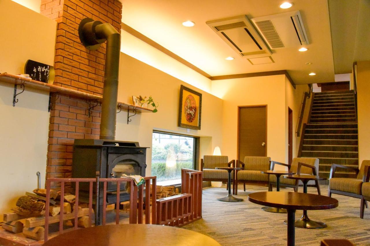 Aso Hotel Exterior photo