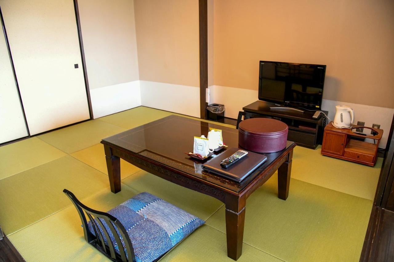 Aso Hotel Exterior photo