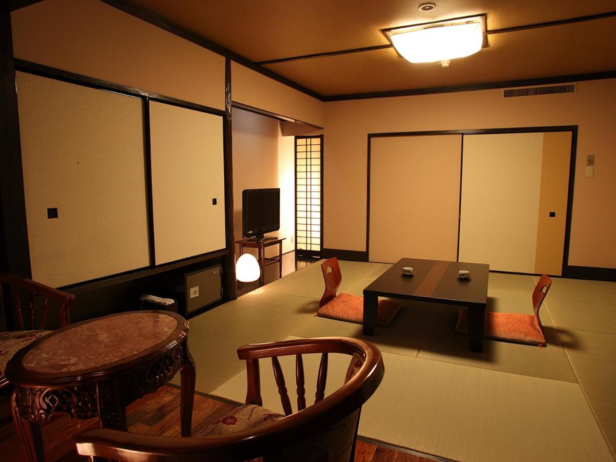 Aso Hotel Exterior photo