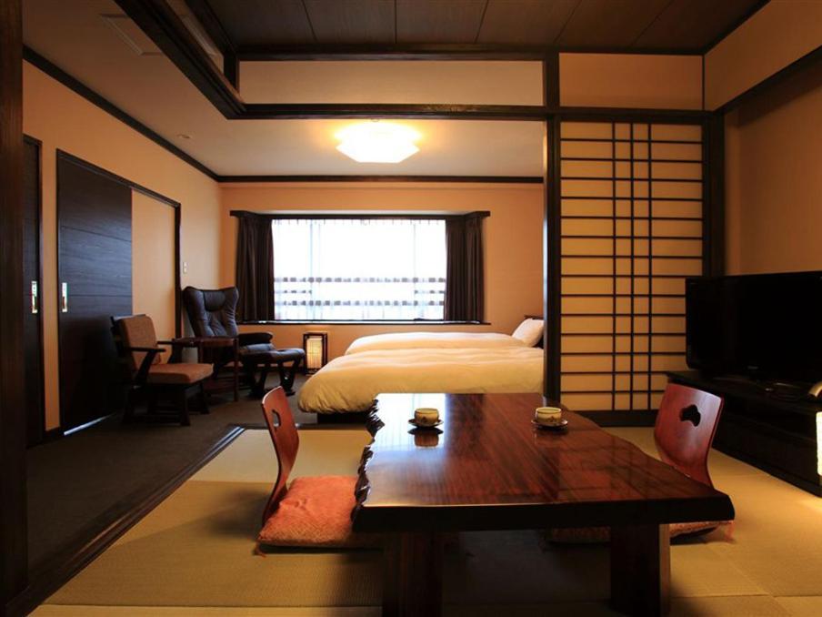 Aso Hotel Exterior photo